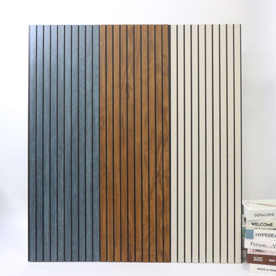 PVC Fluted Duvar Paneli Yangın geçirmez PVC Yaprak İç Dekorasyon için Hafif PVC Duvar Paneli Alışveriş Alışverişinde PVC Duvar Paneli Kolay Kurulum