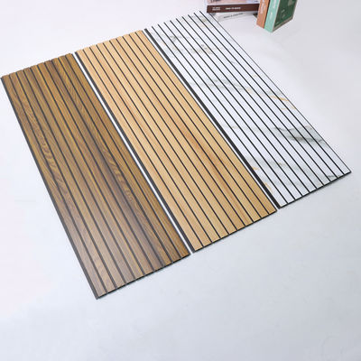 Su Geçirmez PVC Oluklu Duvar Paneli PVC Levha PVC Duvar Kaplaması Oturma Odası Yatak Odası Ticari Kullanım PVC Duvar Paneli