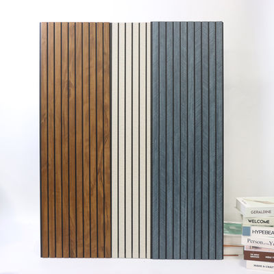 Kolay Kurulabilir Duvar İçin PVC Tavan Paneli Basit Duvar Tahta Çözümü Zaman Kazandırır ve İşgücü Düşük Kurulum Maliyeti Duvar Paneli