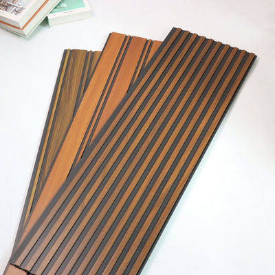 Su Geçirmez Yangına Dayanıklı PVC Duvar Paneli Hafif Kolay Kurulum İç ve Dış Duvar Kaplaması Banyo Mutfak Oturma Odası İçin