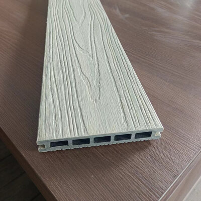 Dışarıdaki WPC zeminlerini kolayca monte edin.