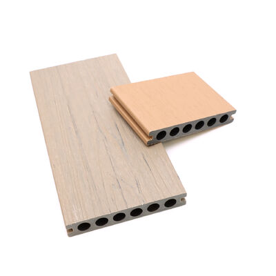 Dayanıklı Dış WPC Duvar Paneli Dışarıda Suya Karşı Kompozit Ahşap Uzun Süre Dışarıda Kullanım