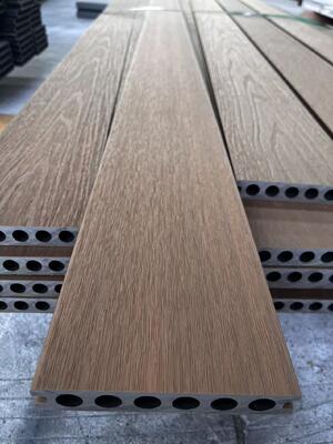 WPC Antigrietas Para Piscina Y Suelo Dış Dış Mekan Suya Dayanıklı Plastik Zemin Kaplaması