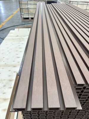 Dayanıklı Yangın Geciktirici Dış Mekan WPC Kompozit Dil ve Oluk Duvar Panelleri PVC Duvar Kaplaması