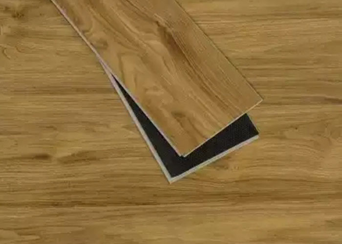 Ahşap Doku Vinil Tahta SPC Döşeme 1220x180mm Taş Plastik Çekirdek Yapay Tıklama
