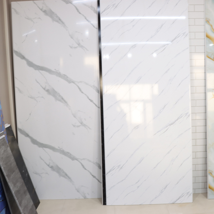 Aile Banyo Tasarımı İçin Kayma Karşıt Teksturlu Güvenlik PVC Duş Panelleri