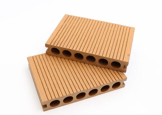 Co Ekstrüzyon Dış WPC Decking İçi Boş Kompozit Decking Board