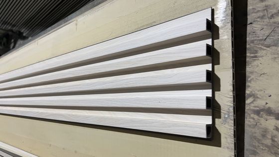 Ahşap Yerine WPC Kompozit Panel Kaplama Lamine Panjur