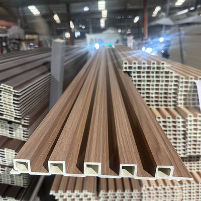 Ahşap Plastik Kompozit Kaplama Fluted Duvar Taşı WPC İç Duvar Paneli