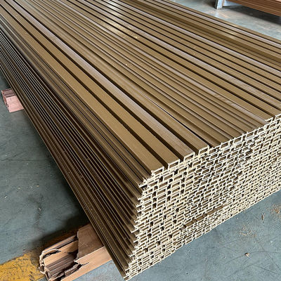 Dışarısı Ahşap WPC Duvar Kaplama Dekoratif 219 * 26mm