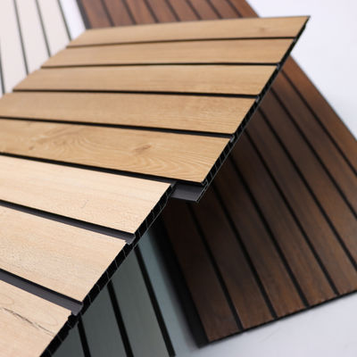 Ses yalıtımı PVC duvar paneli yatak odası ofis için termal yalıtım duvar paneli enerji tasarrufu malzemesi